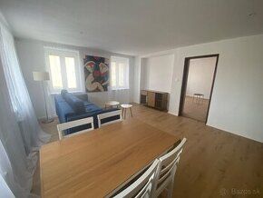 🏡 NA PREDAJ – 3-IZBOVÝ BYT S BALKÓNOM V HANDLOVEJ | 64 m²
My