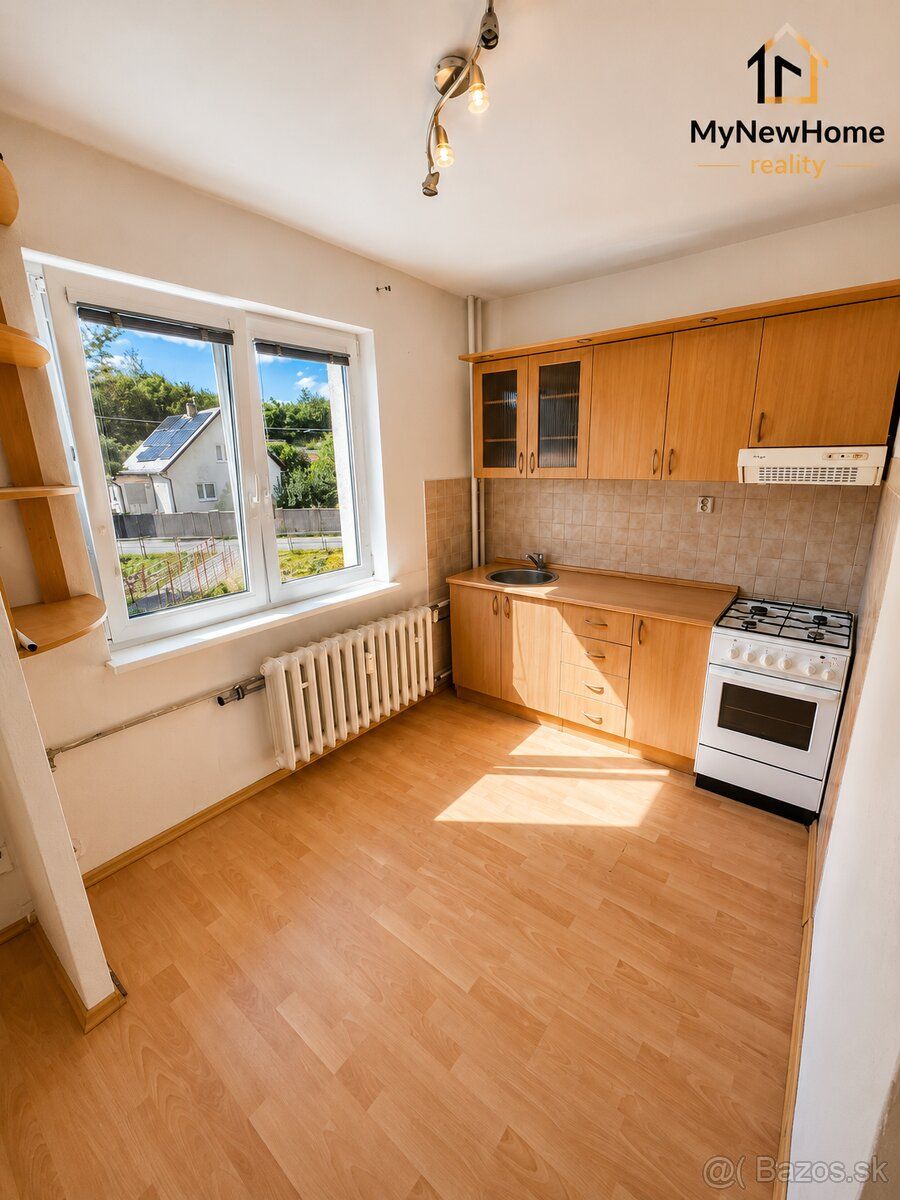 🏡 NA PREDAJ – 3-IZBOVÝ BYT S BALKÓNOM V HANDLOVEJ | 64 m²
My