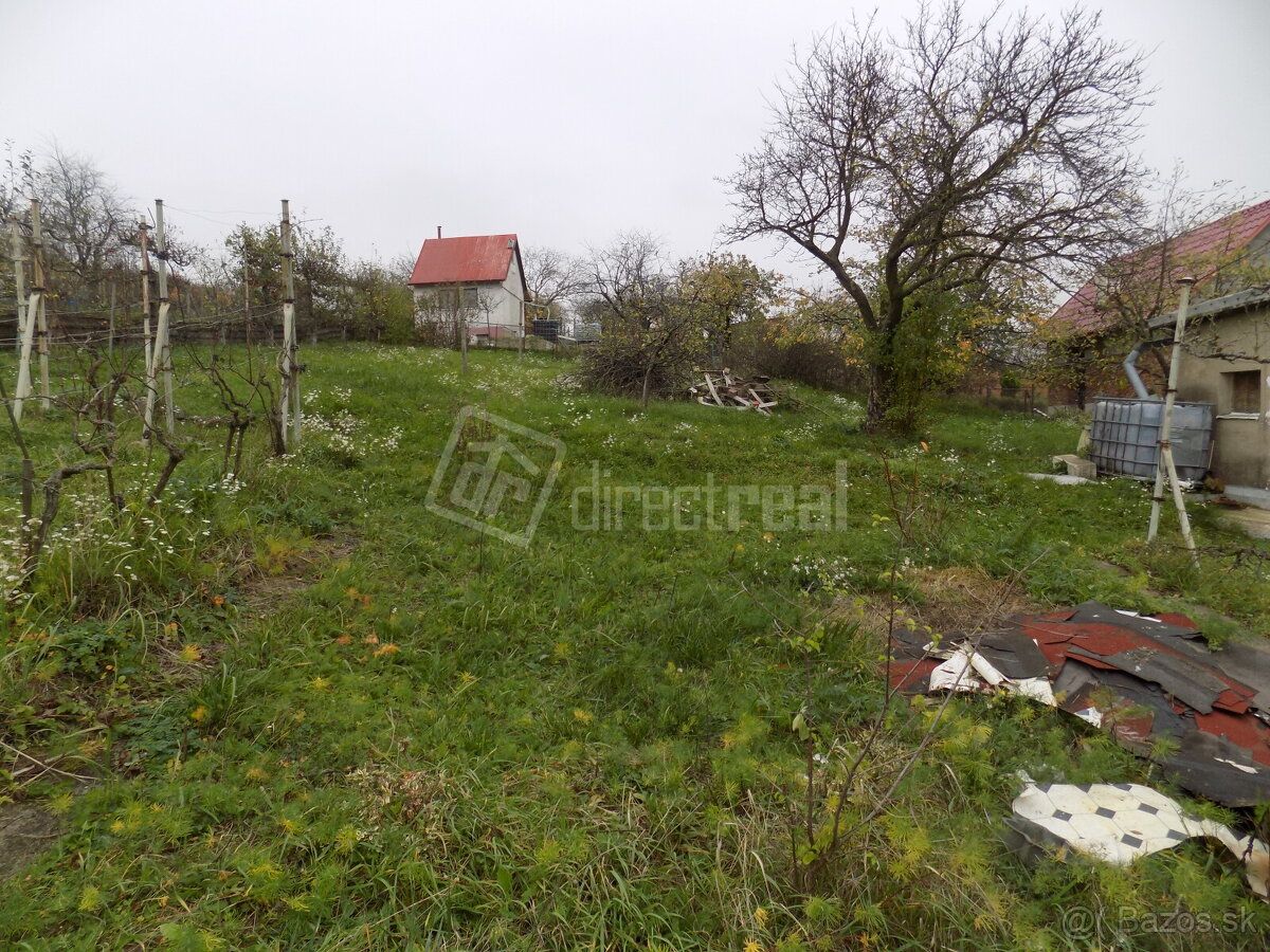 Predáme záhradu v ZO Lištiny
Popis pozemku: Predáme slnečný 