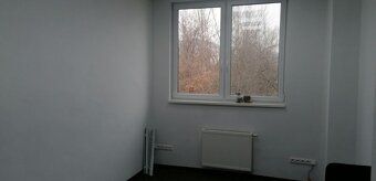 Ponúkame na prenájom kancelárie v zrekonštruovanej zateplene