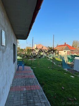 Rodinný dom v Medveďove na prenájom. 🏡 Základné parametre: •