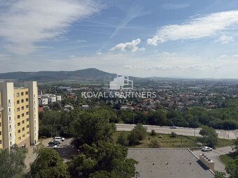 Typ: 3-izbový byt Ulica: Murániho Obec: Nitra
Koval & partne