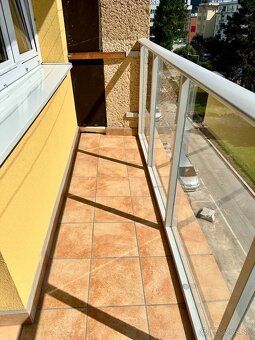 Ponúkam na predaj 2 izbový byt v obľúbenej lokalite mesta Ži