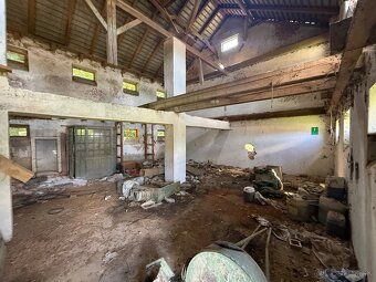 Prodej stodoly v obci Závadka nad Hronom, rozloha stodoly cca 300 m², koupí se pouze stodola bez pozemku, blíže…