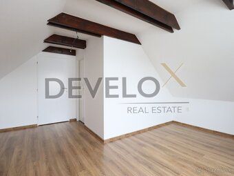 DeveloX Reality ponúka na predaj rekreačný rodinný dom v Mos
