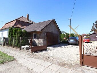 A DeveloX Reality eladásra kínál egy különálló, 105 m² alapt