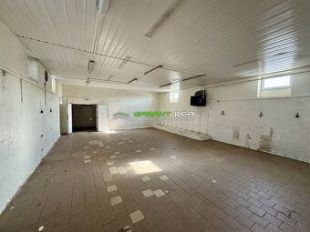 Ponúkame na predaj výrobno-skladovací areál, zastavaná ploch