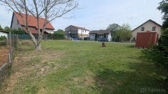 Ponúkame na predaj RD a 18á pozemok vo Svinici
Ponúkame na p