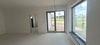 Na predaj 4 izbový bungalov priamo v meste Šamorín.
Hľadáte 