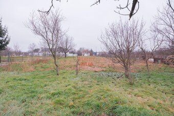 Na predaj velmi pekny, slnecny a rovinaty pozemok v atraktiv