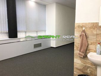 Ponúkame na prenájom komerčné reprezentatívne priestory v ce