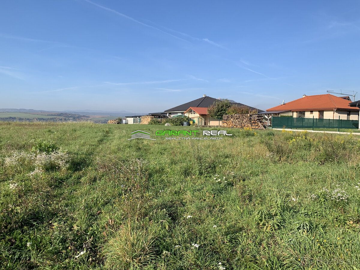 Ponúkame na predaj pozemok o výmere 420 m2, lokalita Kanaš, 