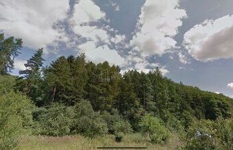 StorkReal Vám ponúka na predaj veľký slnečný pozemok s výmer