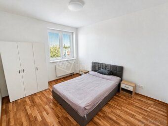 Na prenájom klimatizovaný 3-izbový byt s balkónom a parkovan