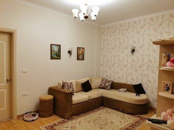 Na prodej velky apartman v rezortu Desert pearl, lokalita el