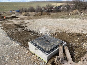Typ: Pozemok pre rodinné domy Ulica: Šúdolská ulica Obec: Ni