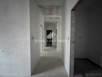 Typ: Rodinný dom Ulica: Klasov Obec: Klasov
🏡 Na predaj: Štý