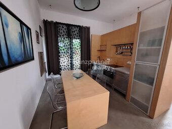 Ponukam na prenajom 2(670euro+energie a 3 izbovy byt(750+Ene