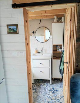 - Tiny house / Malý domček - vhodný na rekreačné aj celoročn