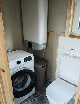 - Tiny house / Malý domček - vhodný na rekreačné aj celoročn