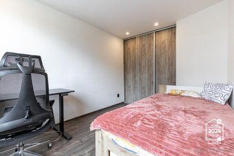 Realitná kancelária TOBI Real Vám ponúka na prenájom komplet