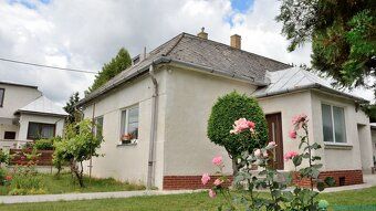 Ak ti je byt v meste malý, pozri sa na tento dom s 50-árovým