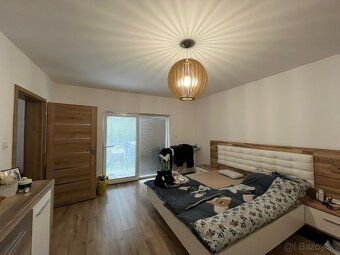 Ponúkame na prenájom moderný, zariadený 5 izbový rodinný dom