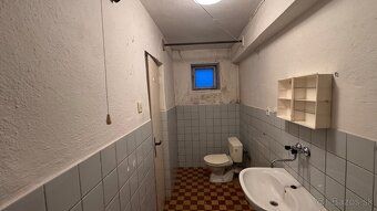 Predám charizmatický vidiecky rodinný dom v obci Branč (12 k