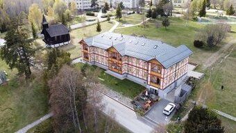 Ponúkam na predaj skolaudovaný 5 izbový podsklepený holodom 