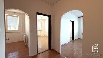 Realitná kancelária TOBI Real Vám ponúka na predaj 3 izbový 