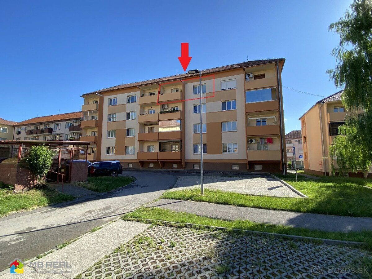 Ponúkam na predaj 2 izbový tehlový byt s lodžiou v Žiari nad