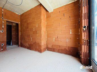 Looking for exceptional living where modern technology meets honest construction and generous space?
