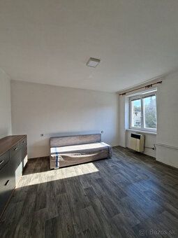 Продається 2-кімнатна квартира площею 63,88 м², розташована в місті Мартін