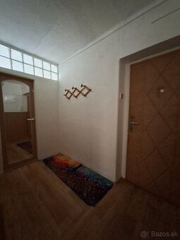 Продається 2-кімнатна квартира площею 63,88 м², розташована в місті Мартін