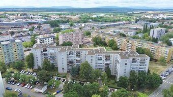 Typ: 2-izbový byt Obec: Michalovce
Ponúkame Vám na predaj 2-