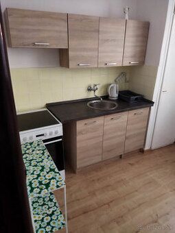 Здам в оренду квартиру 1+1 на вул. Й. Коллара.