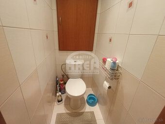 Type: 3-bedroom apartment City: Michalovce We offer for sale a spacious 3-bedroom apartment on…