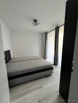 I am offering for rent a new stylish and fully furnished 2-room apartment with a loggia and…
