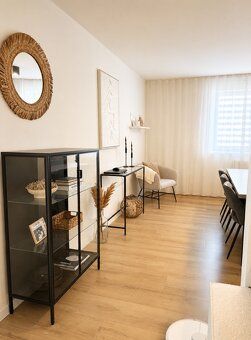 We offer for sale a completely renovated family house on 