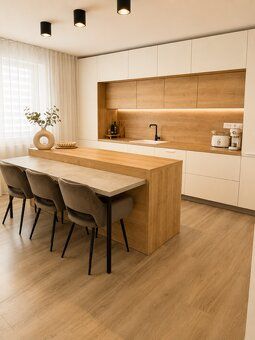 We offer for sale a completely renovated family house on 