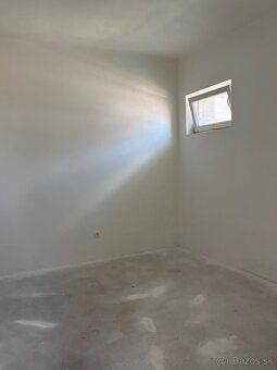 RK Akropolis offers for sale completely renovated family house in village Čeladice, only 13 km from Nitra