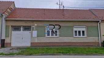 3RP Reality offers exclusively for sale a cozy single-story family house in a quiet street of…