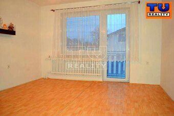 TUreality offers for sale a large family house in Lučenec