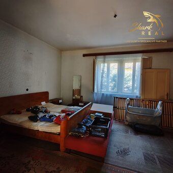 SHARK REAL offers you a family house in a quiet location directly in