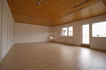 We offer exclusively for rent an extensive industrial area suitable for storage, production or…