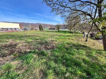 XEMAR ( alebo 0915 870 350), ponúka na predaj stavebný pozem