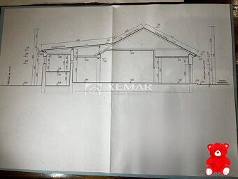 XEMAR (or 0915 870 350) offers for sale an object suitable