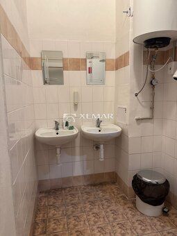 XEMAR (, alebo 0944 107 803) ponúka na prenájom kancelársky 