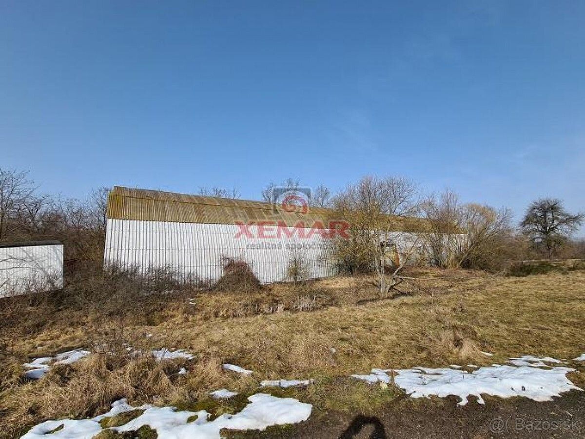 XEMAR ( alebo 0915 142 544 ) ponúka na predaj oblúkovú halu 
