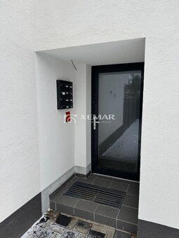 XEMAR (or 0915 142 544) exclusively offers for sale a 3 room apartment with loggia in a family…